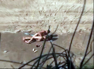 Boy tears up his gf on the ocean