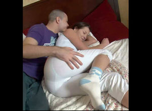Sumptuous young lady blows schlong and